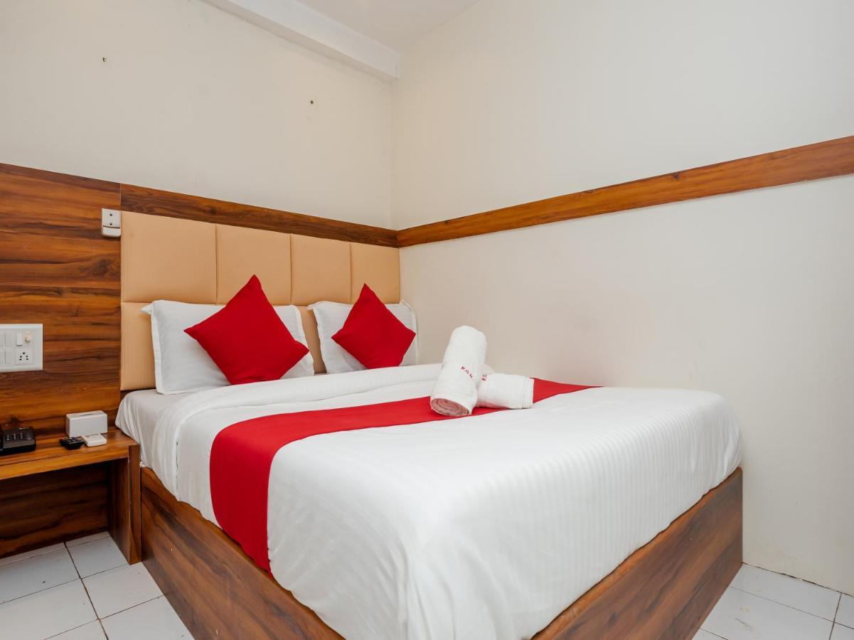 Hotel Kgn Near Cst Railway Station Mumbai And Haj House Mumbai Near Crawford Market Мумбаї Екстер'єр фото