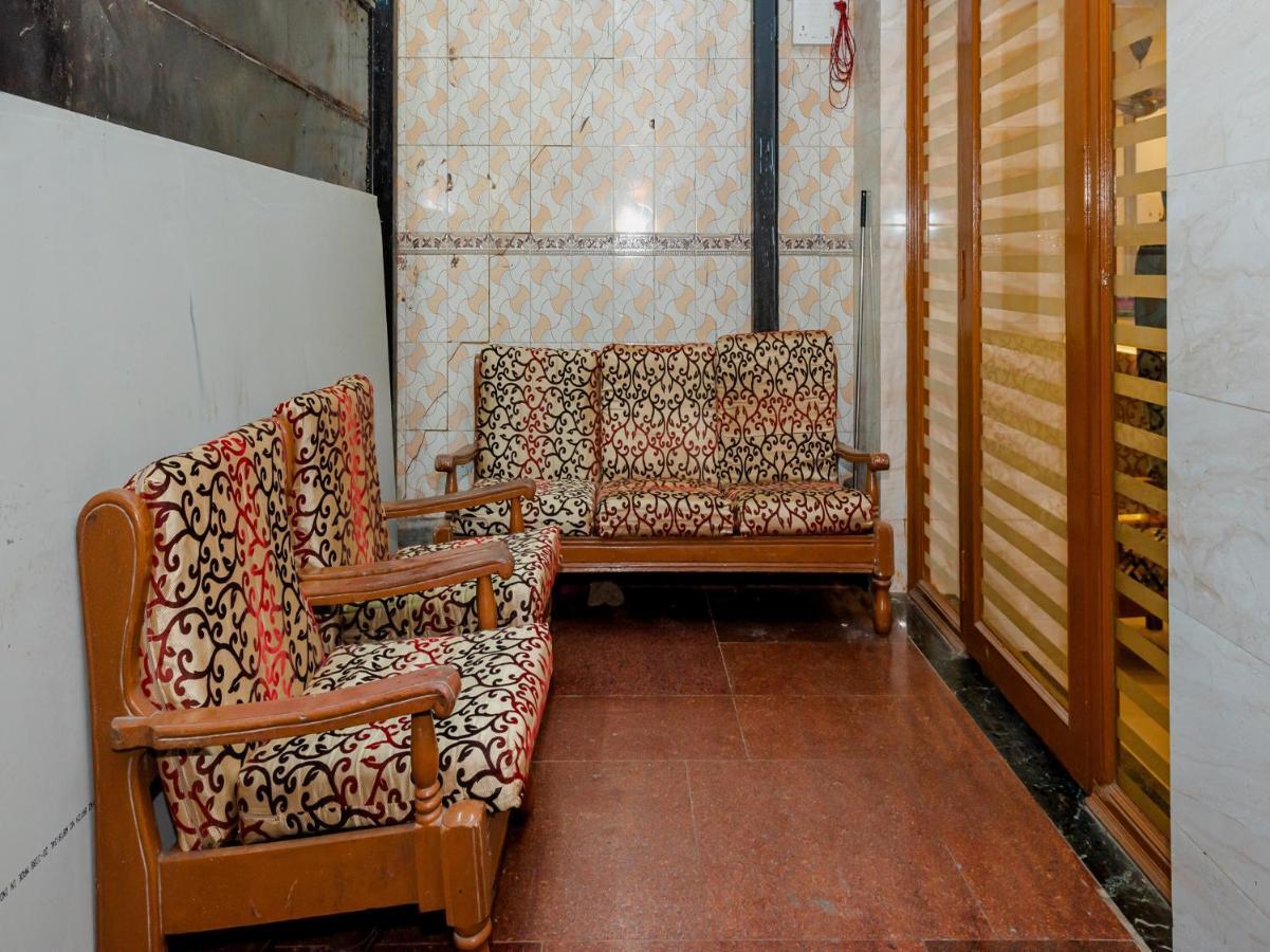 Hotel Kgn Near Cst Railway Station Mumbai And Haj House Mumbai Near Crawford Market Мумбаї Екстер'єр фото